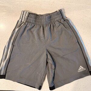 Adidas youth boy's athletic shorts in gray, size 8, made of 100% polyester